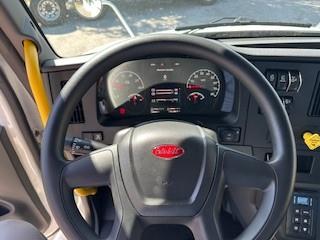 2025 Peterbilt 548-13