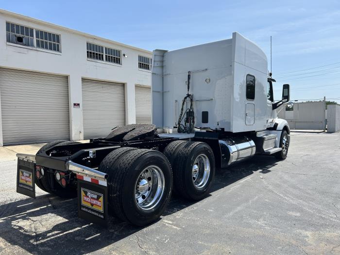 2021 Peterbilt 579-7