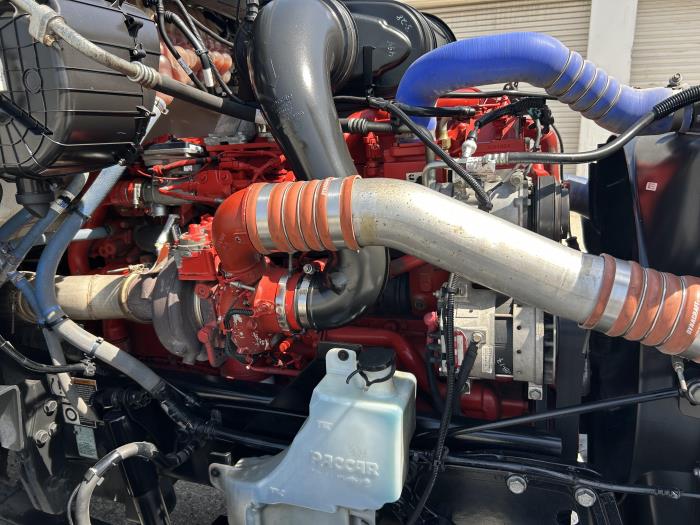 2021 Peterbilt 579-12
