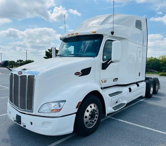 2022 Peterbilt 579-1