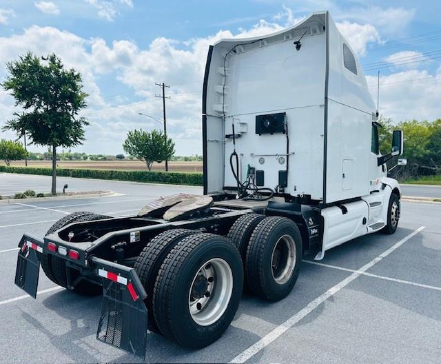 2022 Peterbilt 579-5