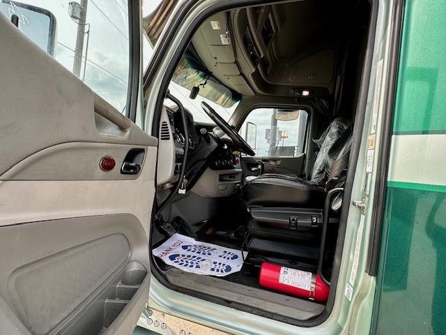 2020 Peterbilt 579-10