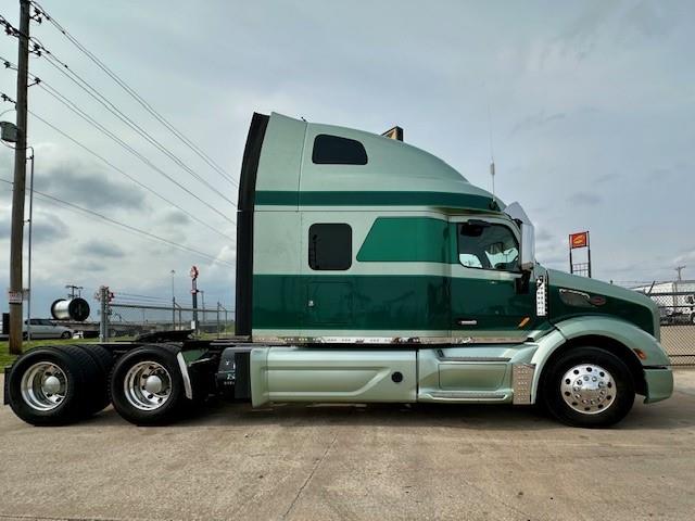 2020 Peterbilt 579-20