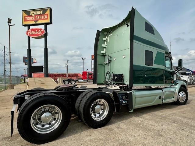 2020 Peterbilt 579-21