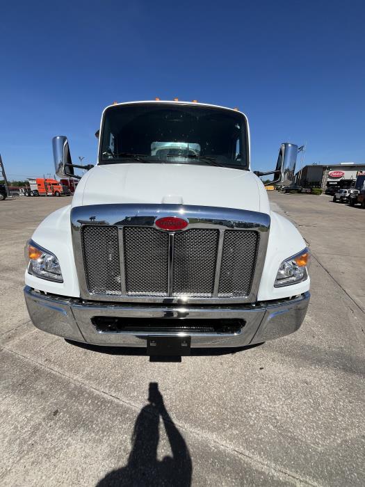 2025 Peterbilt 537-7