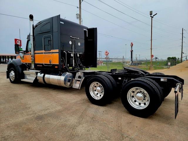 2023 Kenworth W990-5