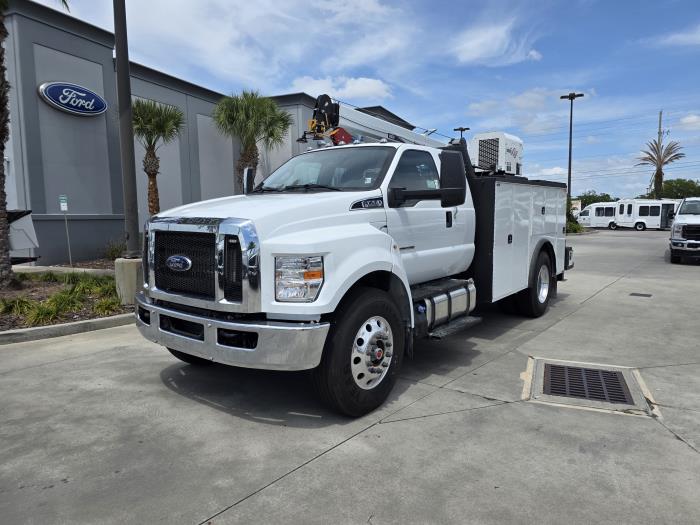 2026 Ford F-750-1