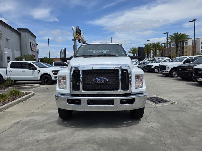 2026 Ford F-750-2