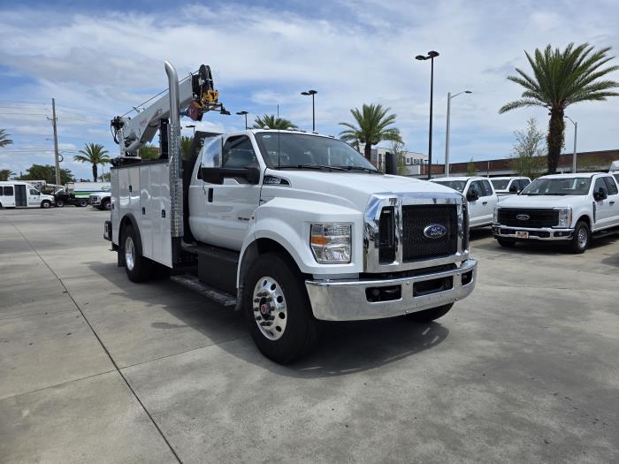 2026 Ford F-750-3