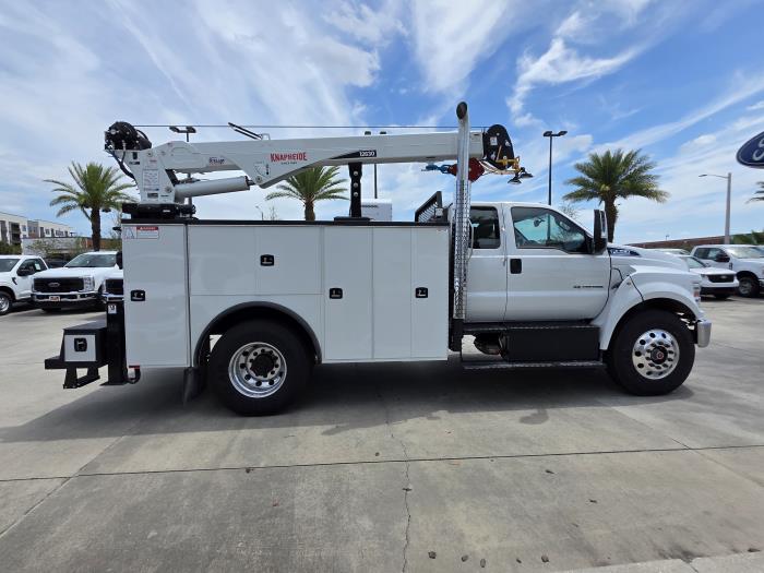 2026 Ford F-750-5