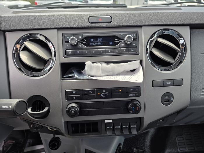 2026 Ford F-750-23