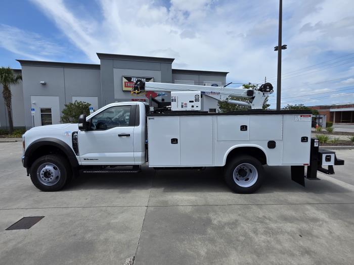 2024 Ford F-600-8