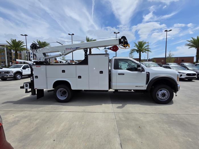 2024 Ford F-600-4