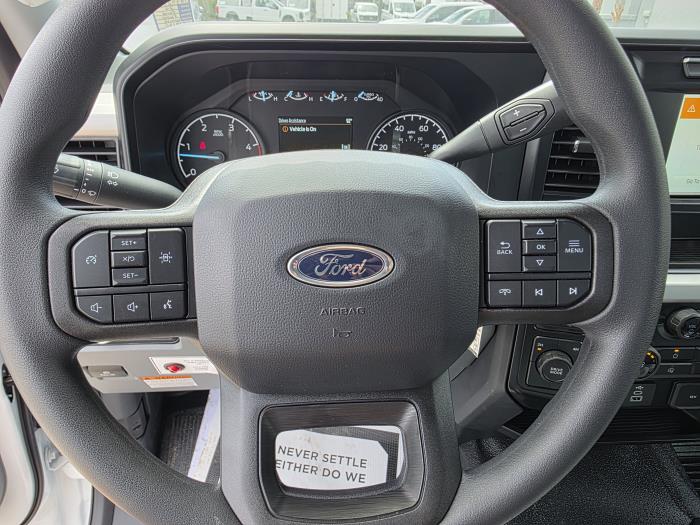 2024 Ford F-600-20