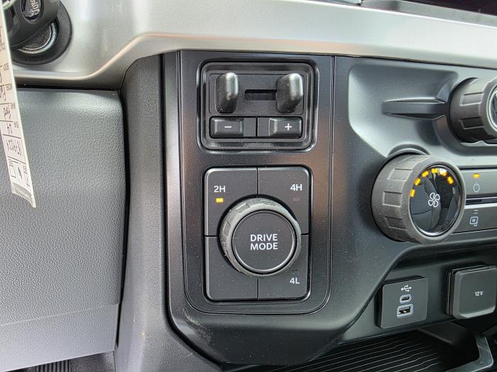 2024 Ford F-600-26