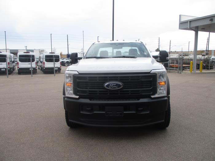 2025 Ford F-600-1