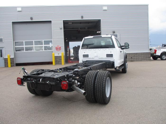 2025 Ford F-600-6