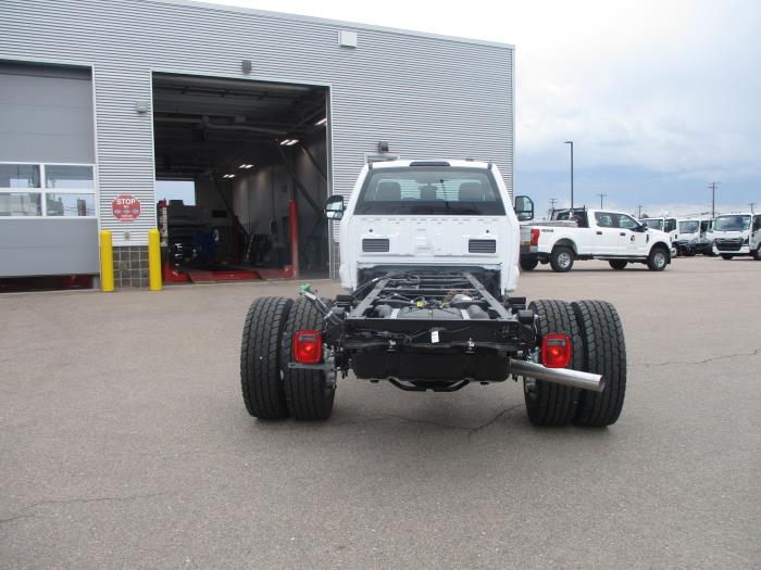 2025 Ford F-600-7
