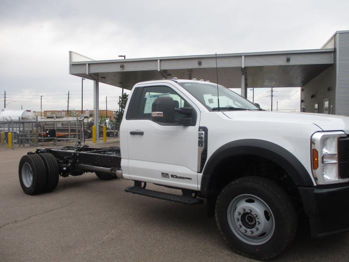 2025 Ford F-600-3