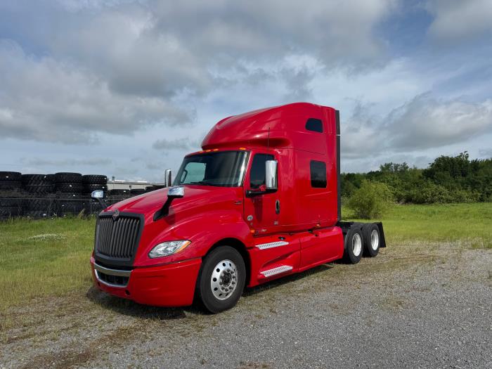 2022 International LT625-1