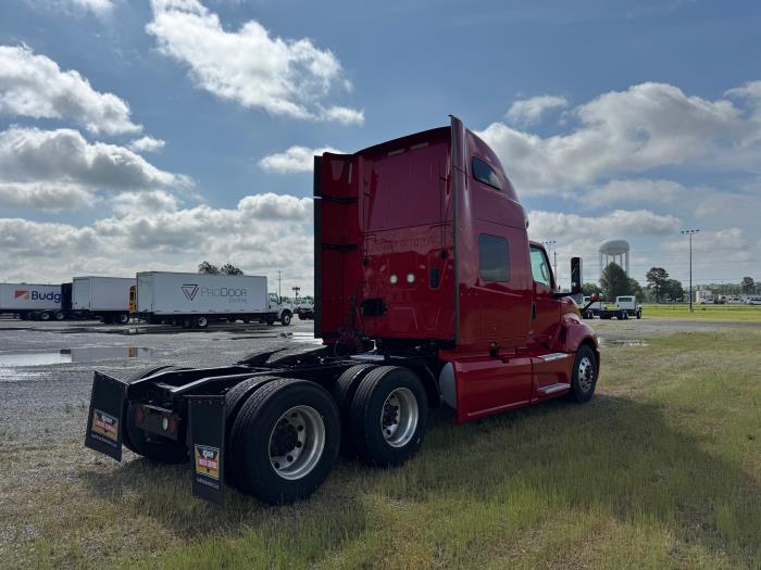 2022 International LT625-5