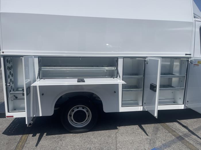 2024 Ford Transit-350-17