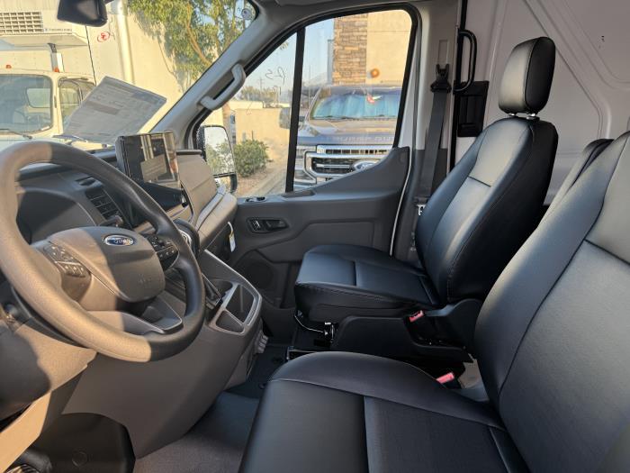 2025 Ford Transit 350 HD-11