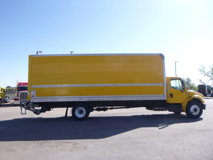 2020 Freightliner Business Class M2 106-8