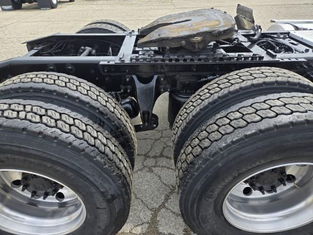 2019 International LT625-15