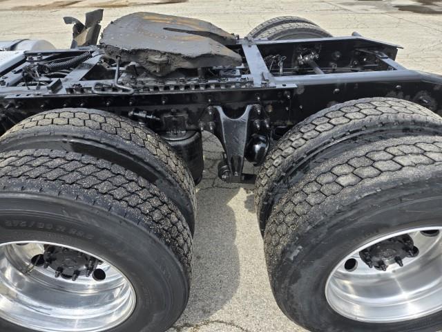 2019 International LT625-16