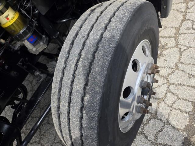 2019 International LT625-17