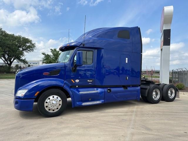 2022 Peterbilt 579-2