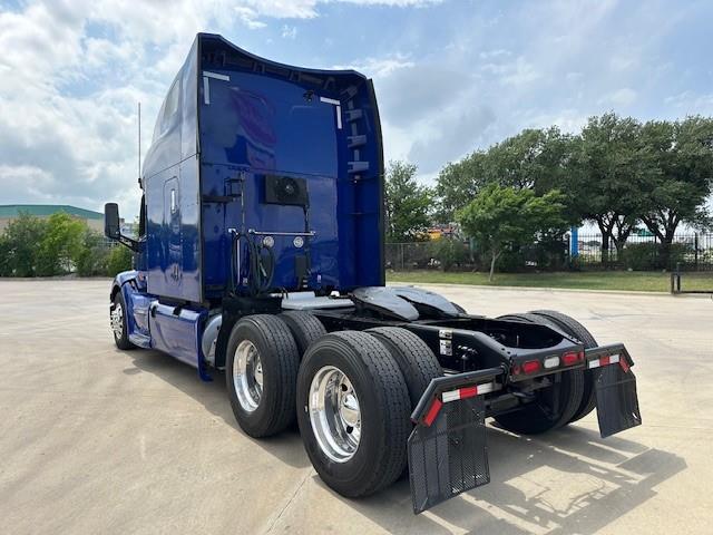 2022 Peterbilt 579-5