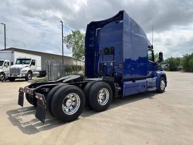 2022 Peterbilt 579-7
