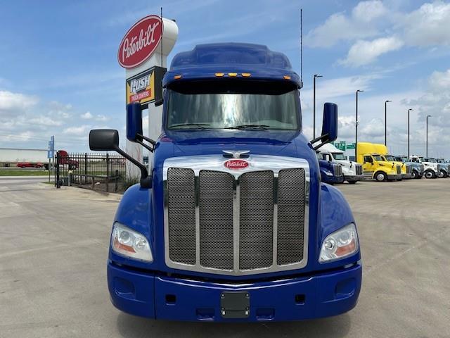 2022 Peterbilt 579-12