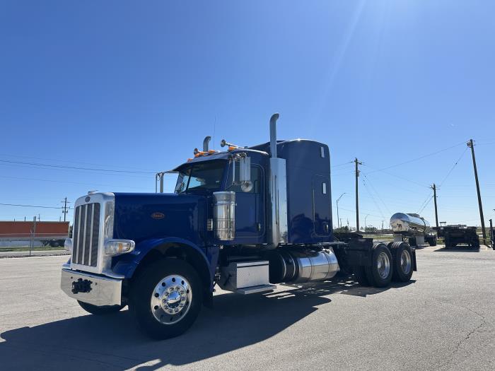 2020 Peterbilt 389-2