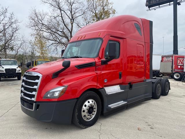 2022 Freightliner Cascadia-1