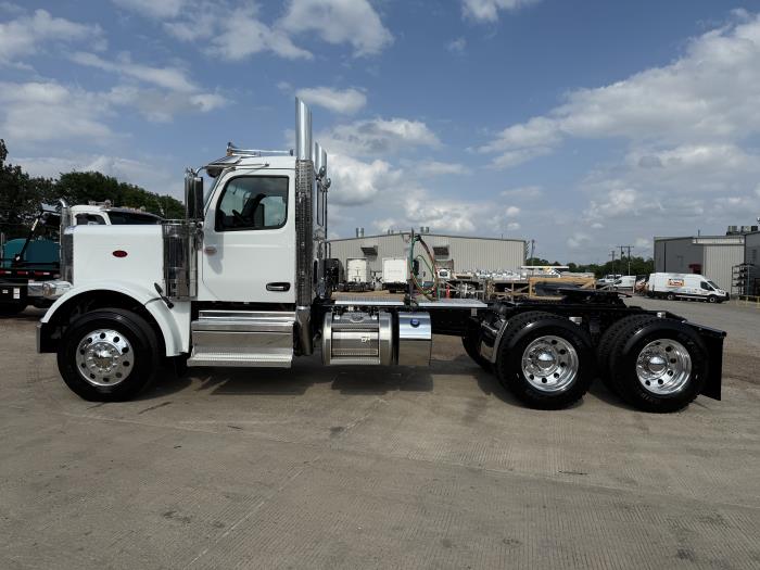 2026 Peterbilt 589-6