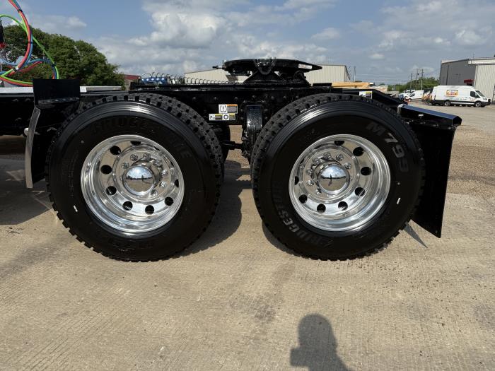 2026 Peterbilt 589-20
