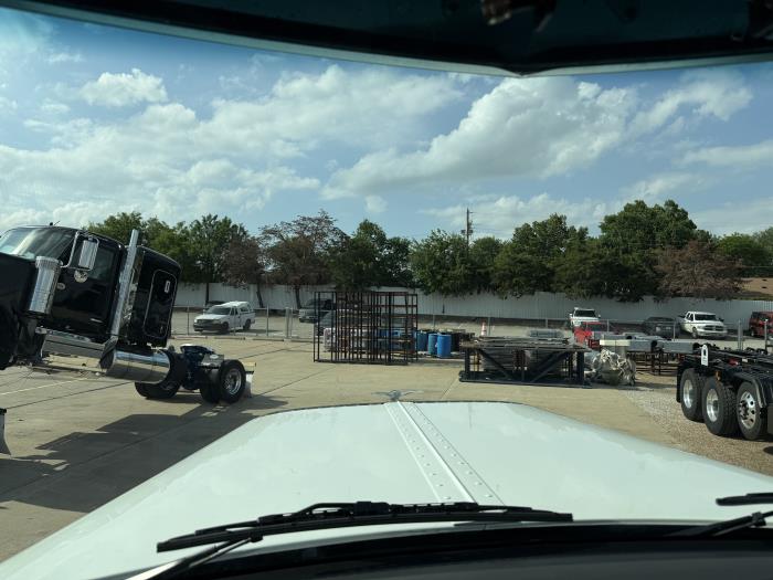 2026 Peterbilt 589-44