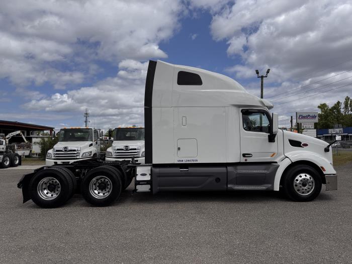 2020 Peterbilt 579-6
