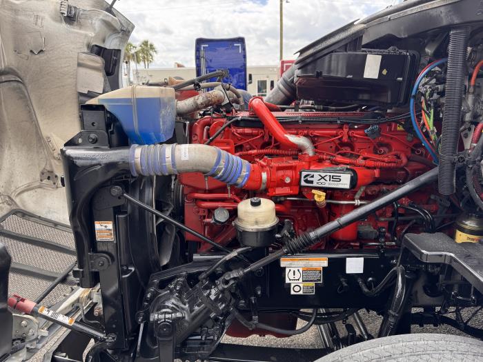 2020 Peterbilt 579-9