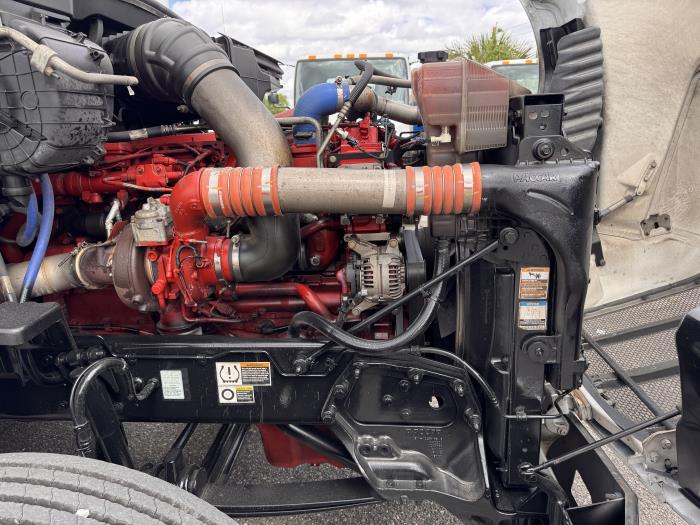 2020 Peterbilt 579-10