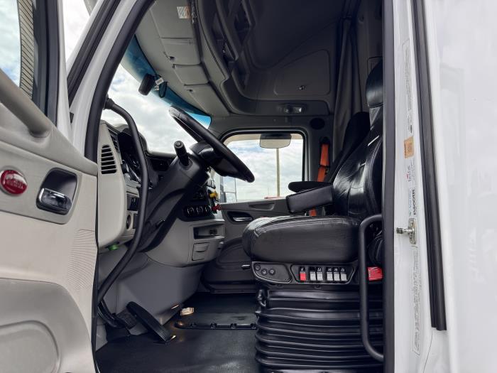 2020 Peterbilt 579-12