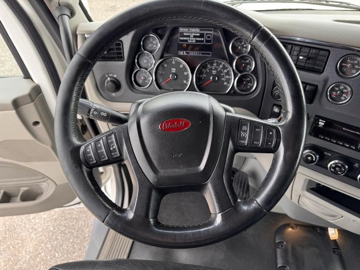 2020 Peterbilt 579-29