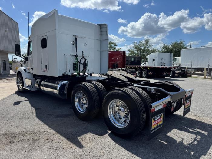 2021 Peterbilt 579-3