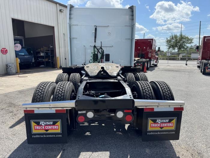 2021 Peterbilt 579-4