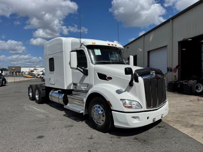 2021 Peterbilt 579-7