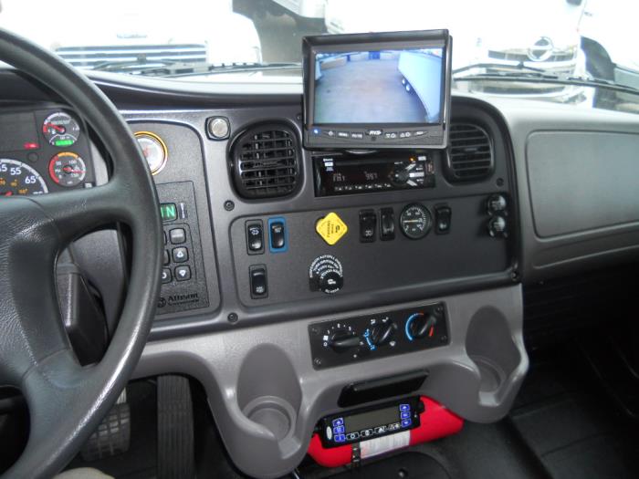 2019 Freightliner Business Class M2 106-9