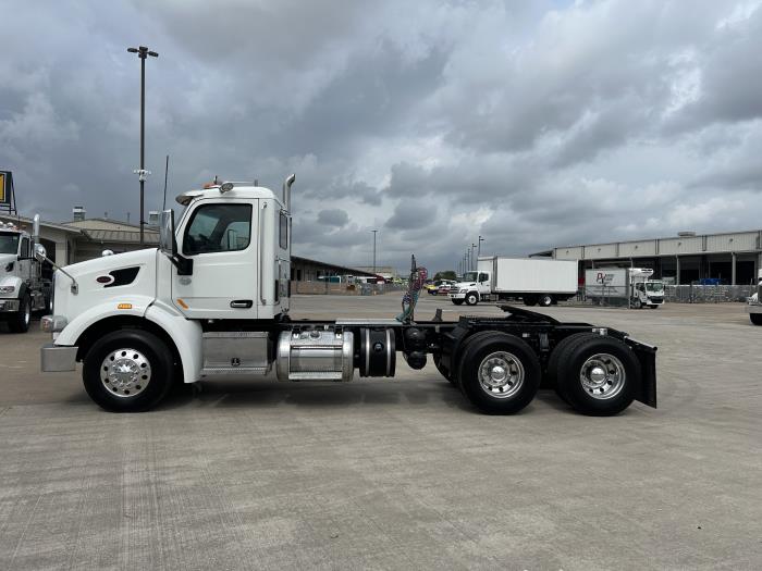 2020 Peterbilt 567-2